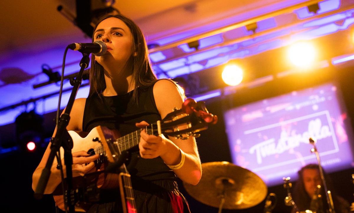 7c Amelia Coburn at the Crypt