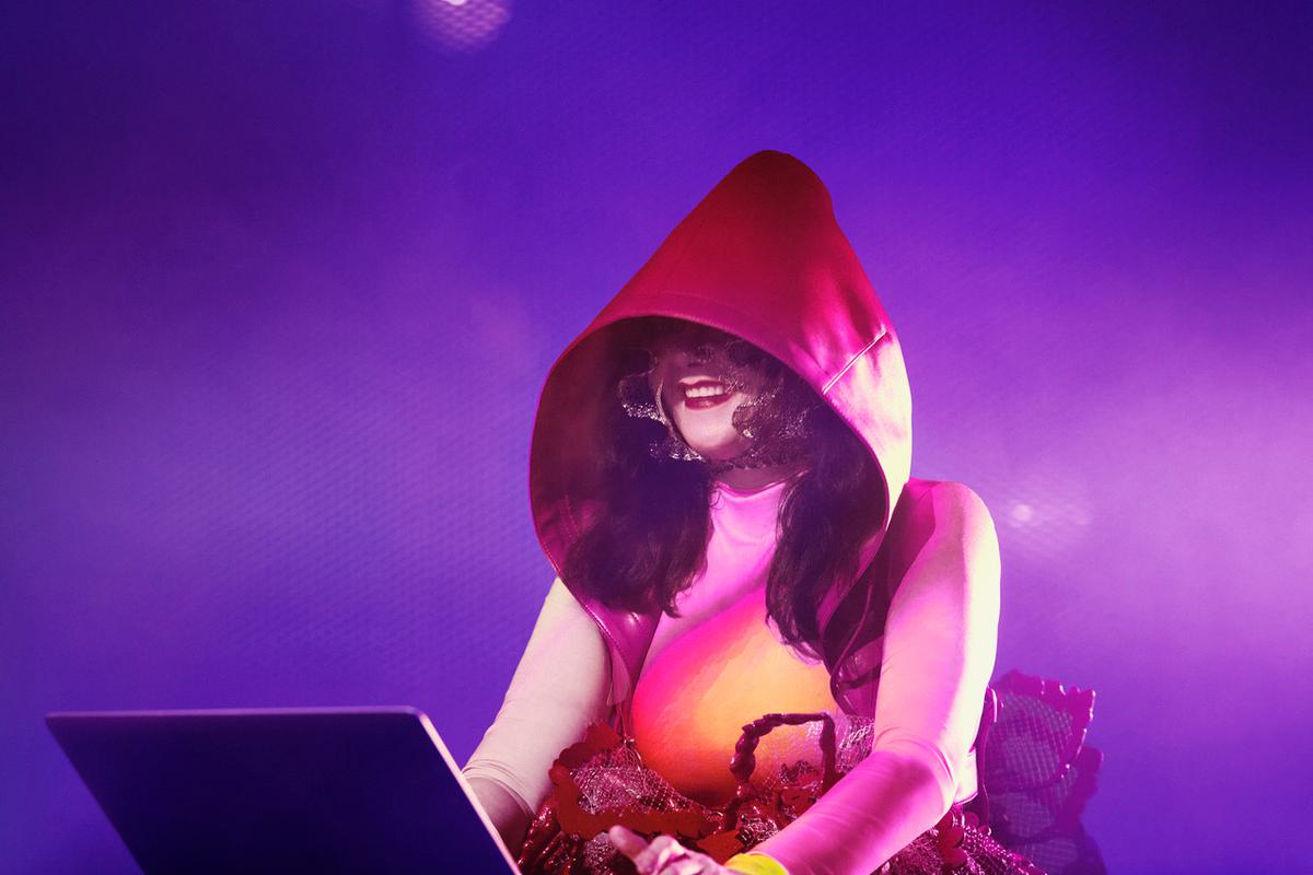 Apple Music Live NYE Bjork 3